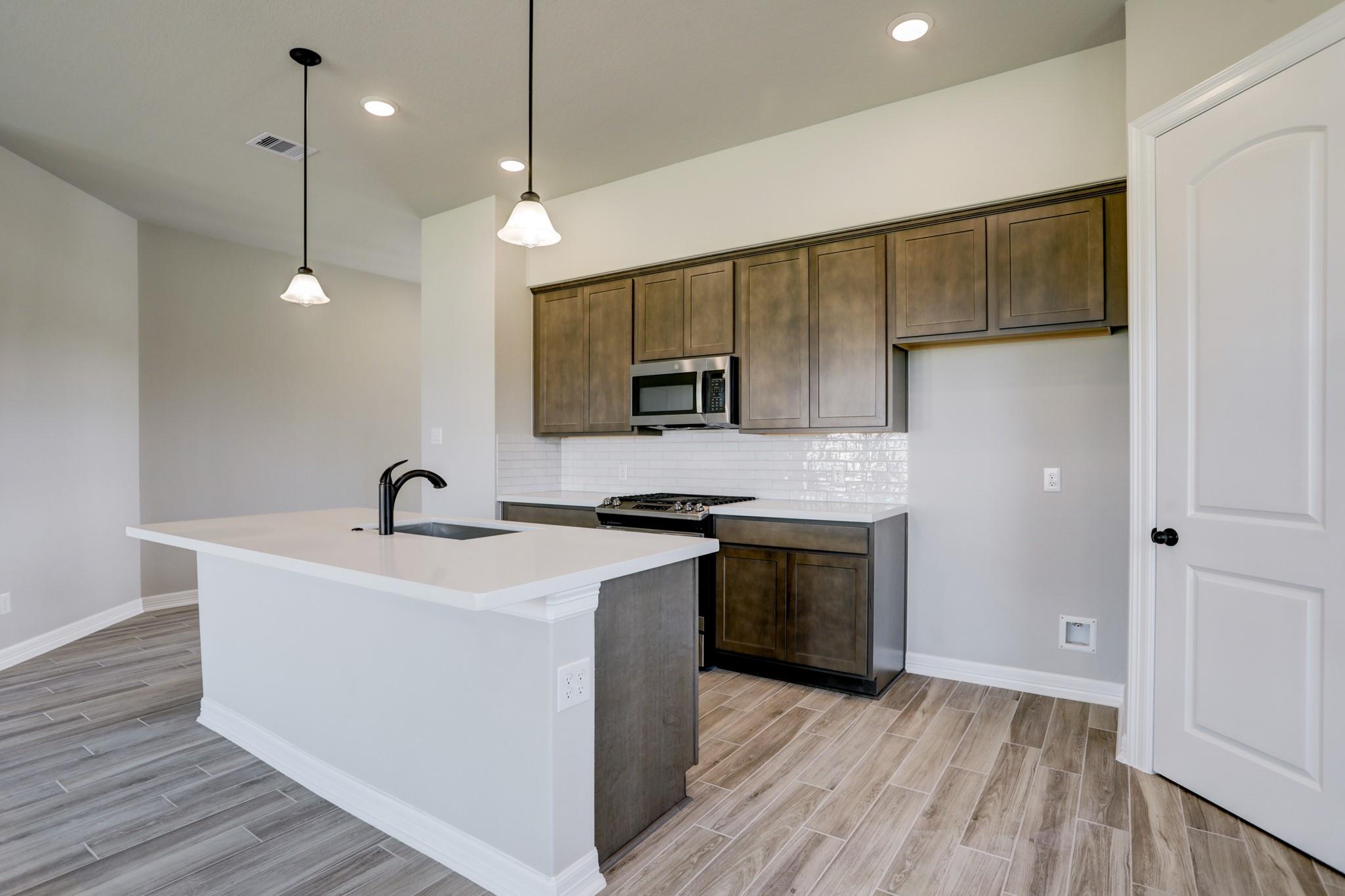 1615 Friendship Trail