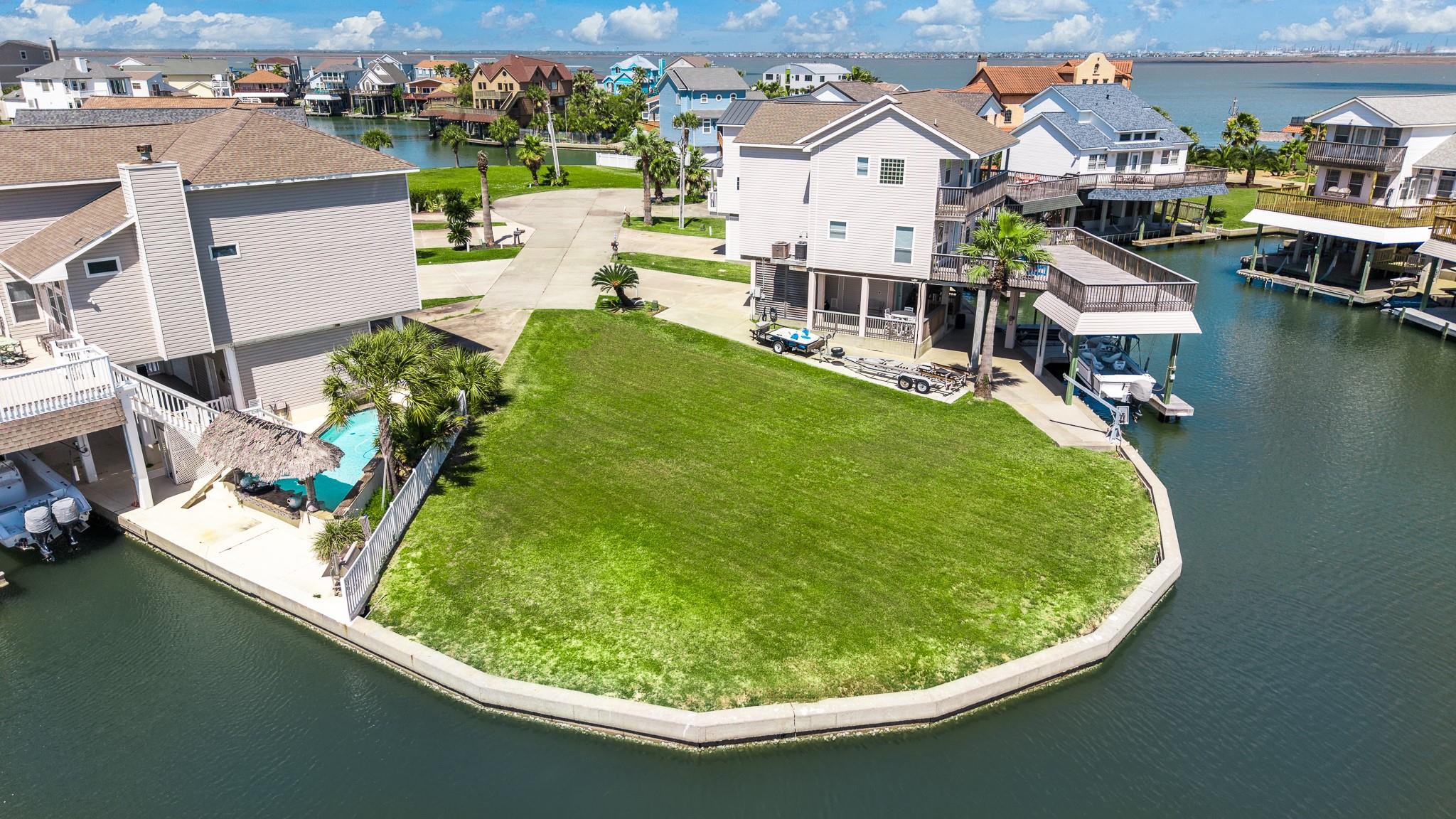 547 Sunset Circle
