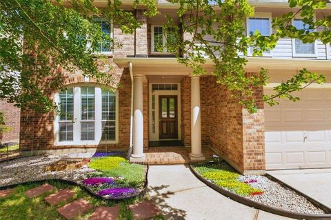 Photo of 11 Korbel Ct Ct, The Woodlands, TX 77382 (MLS # 41026990)