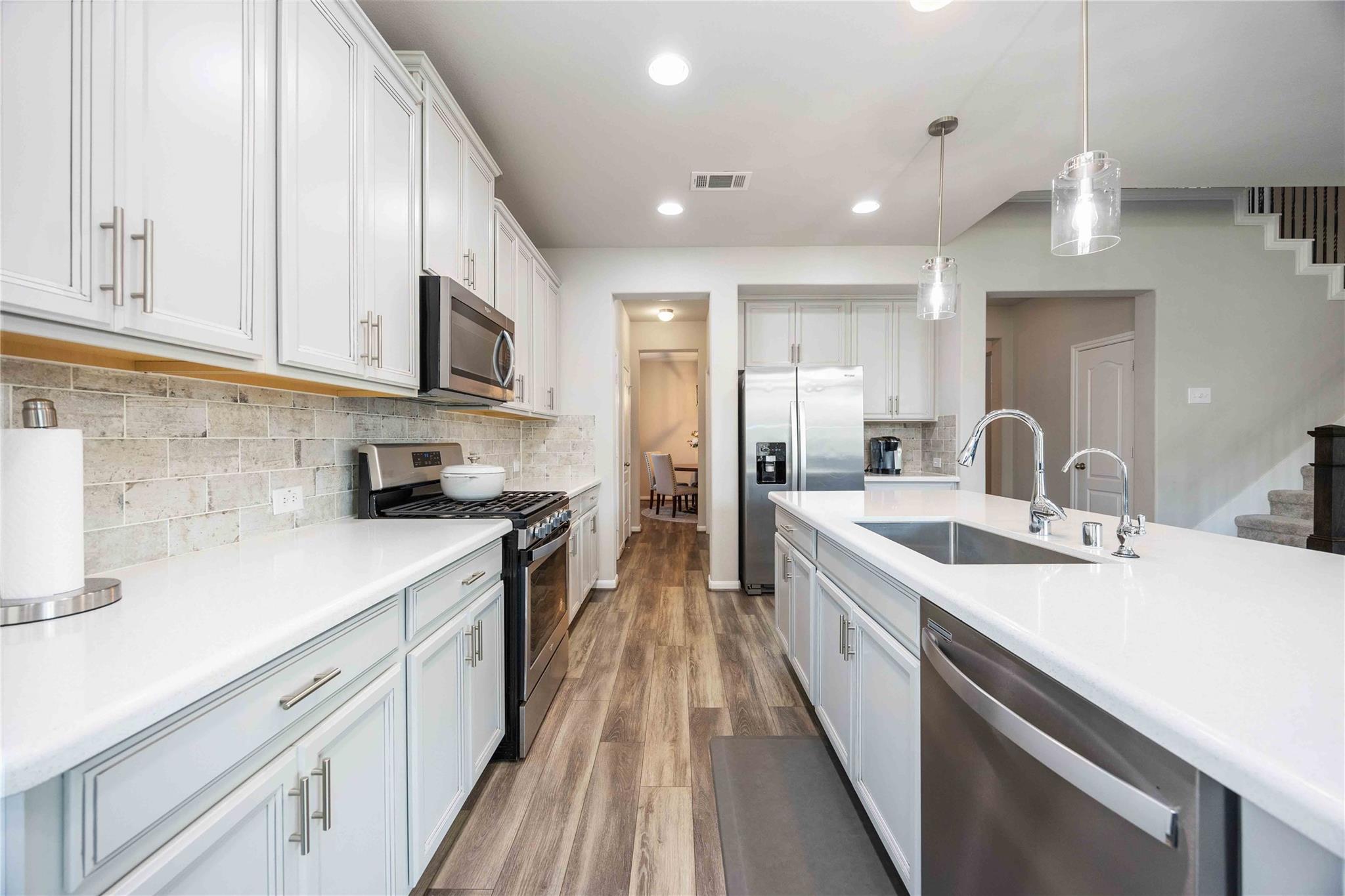 25915 Native Sapphire Court