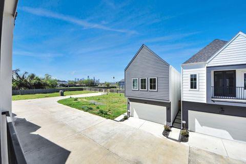 Tiny photo for 3010 Jensen Springs Lane, Houston, TX 77026 (MLS # 89518732)