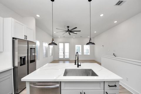 Tiny photo for 3010 Jensen Springs Lane, Houston, TX 77026 (MLS # 89518732)