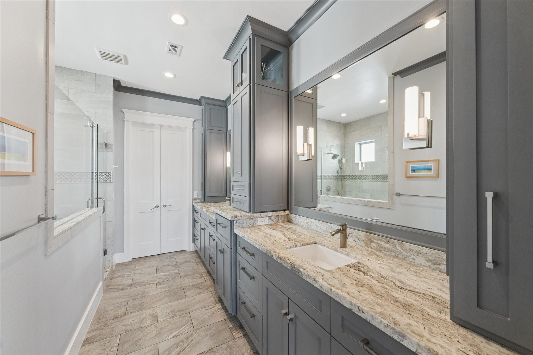 Galveston, Texas, 77554, United States, 5 Bedrooms Bedrooms, ,5 BathroomsBathrooms,Residential,Active,2015828