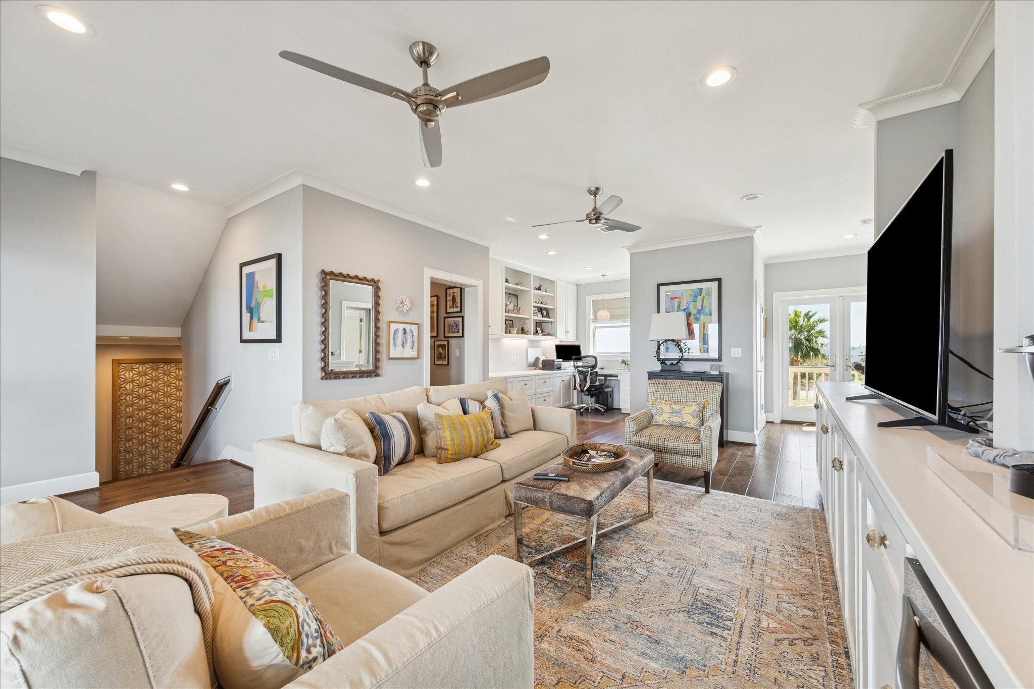Galveston, Texas, 77554, United States, 5 Bedrooms Bedrooms, ,5 BathroomsBathrooms,Residential,Active,2015828