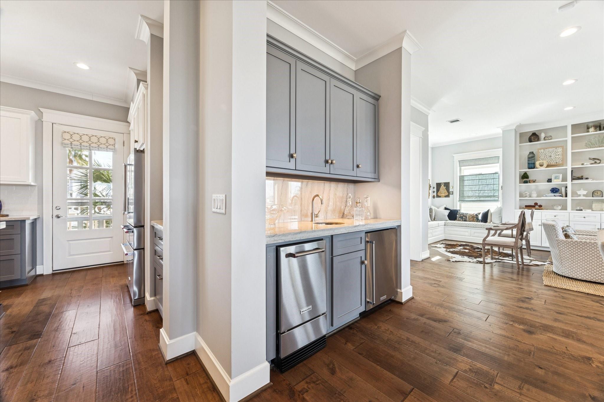 Galveston, Texas, 77554, United States, 5 Bedrooms Bedrooms, ,5 BathroomsBathrooms,Residential,Active,2015828
