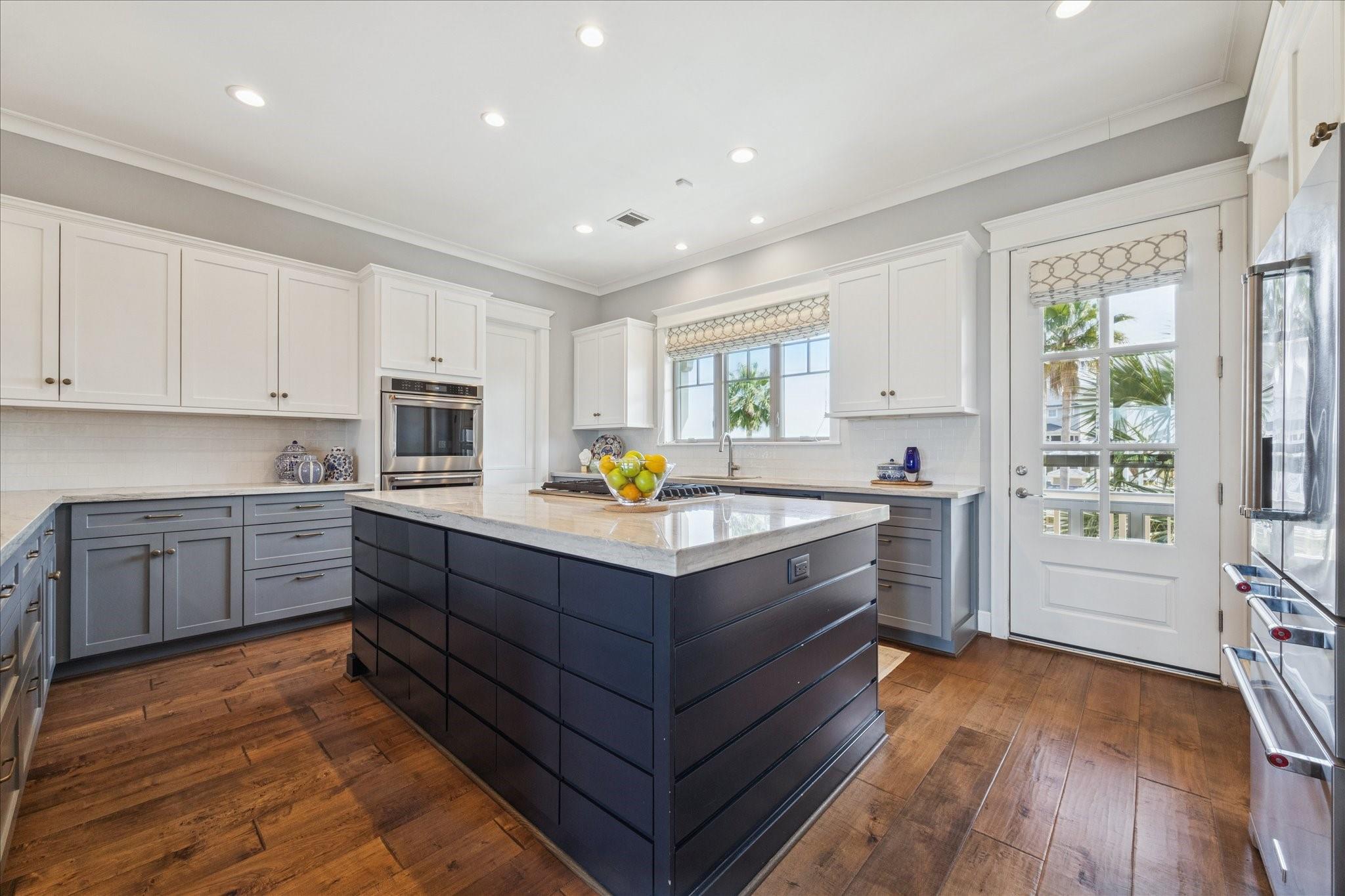 Galveston, Texas, 77554, United States, 5 Bedrooms Bedrooms, ,5 BathroomsBathrooms,Residential,Active,2015828