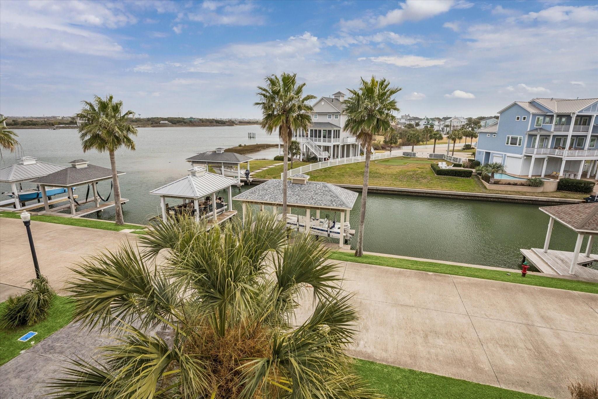 Galveston, Texas, 77554, United States, 5 Bedrooms Bedrooms, ,5 BathroomsBathrooms,Residential,Active,2015828