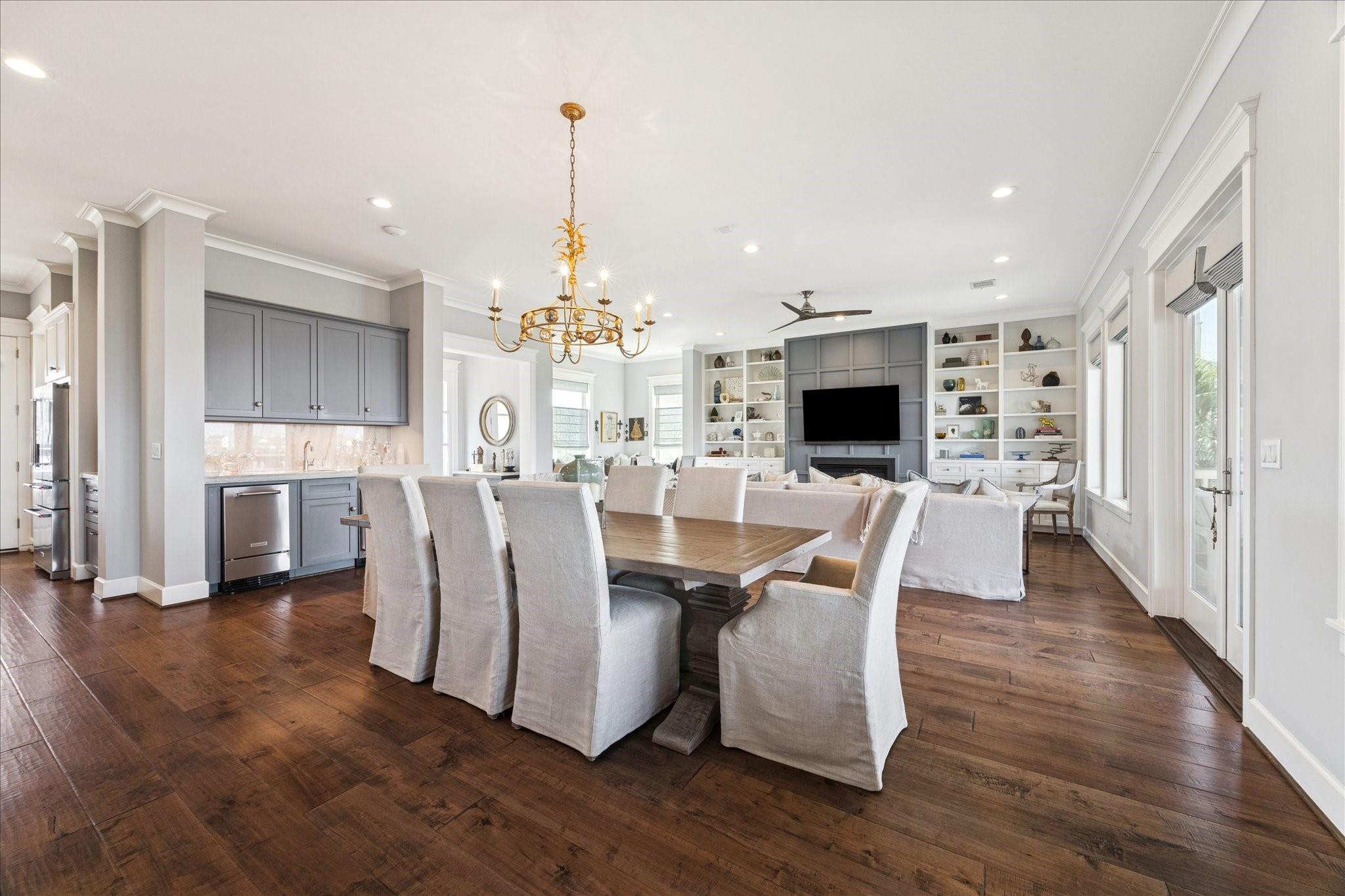 Galveston, Texas, 77554, United States, 5 Bedrooms Bedrooms, ,5 BathroomsBathrooms,Residential,Active,2015828