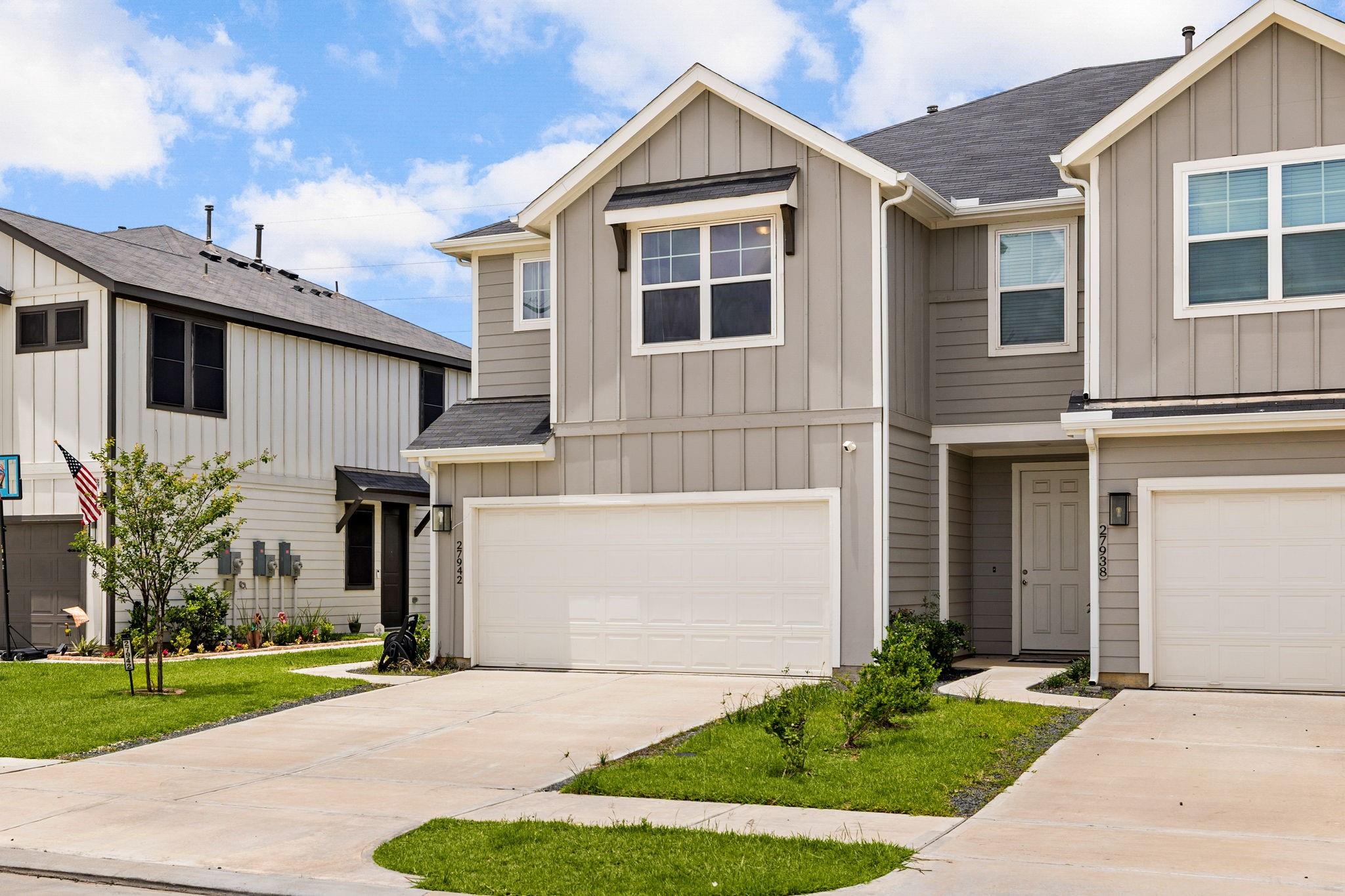 27942 Western Creek Court