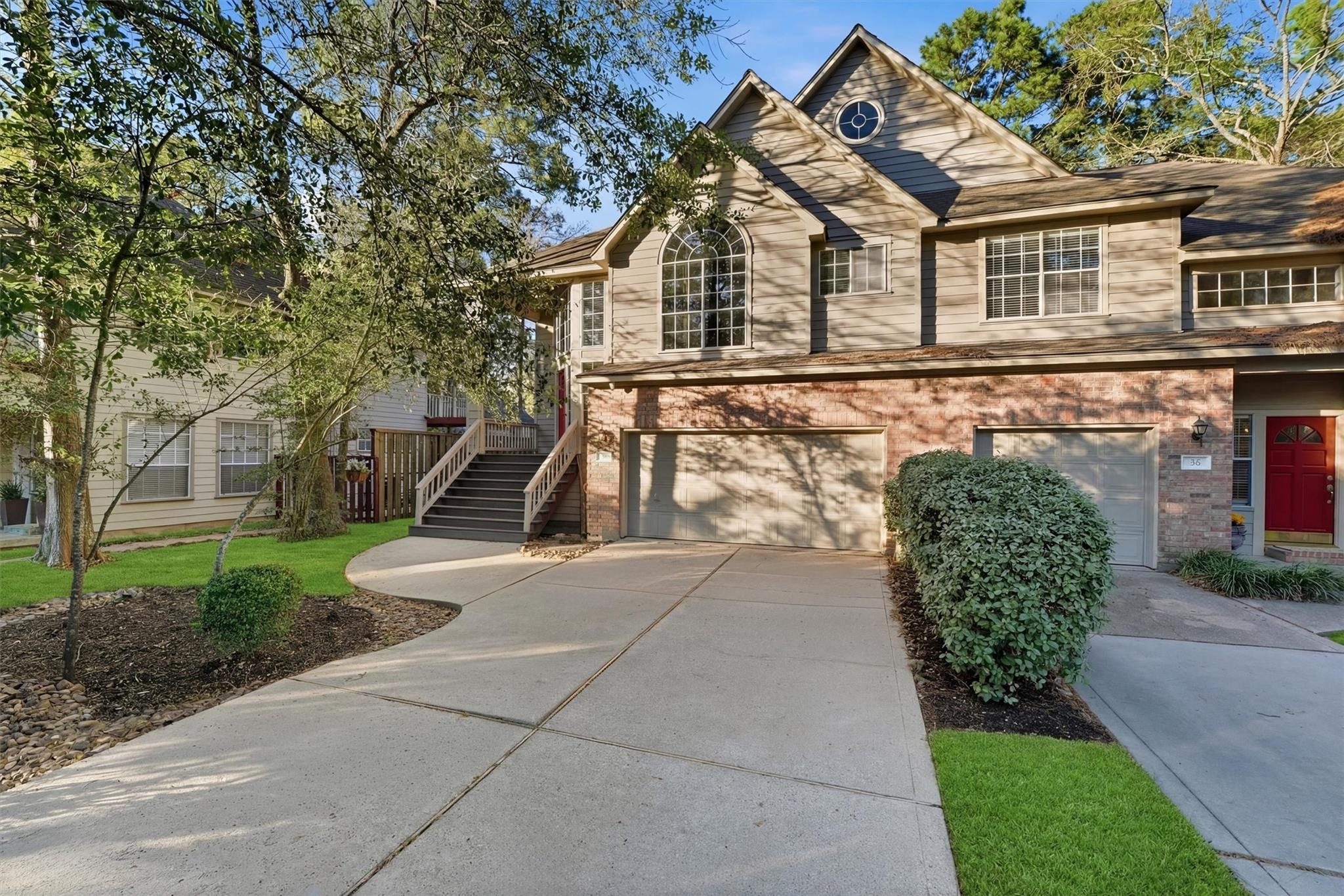 56 Lakeridge Drive