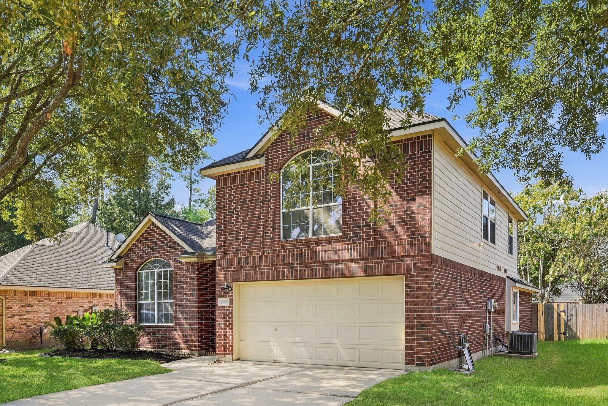18507 Half Moon Trail