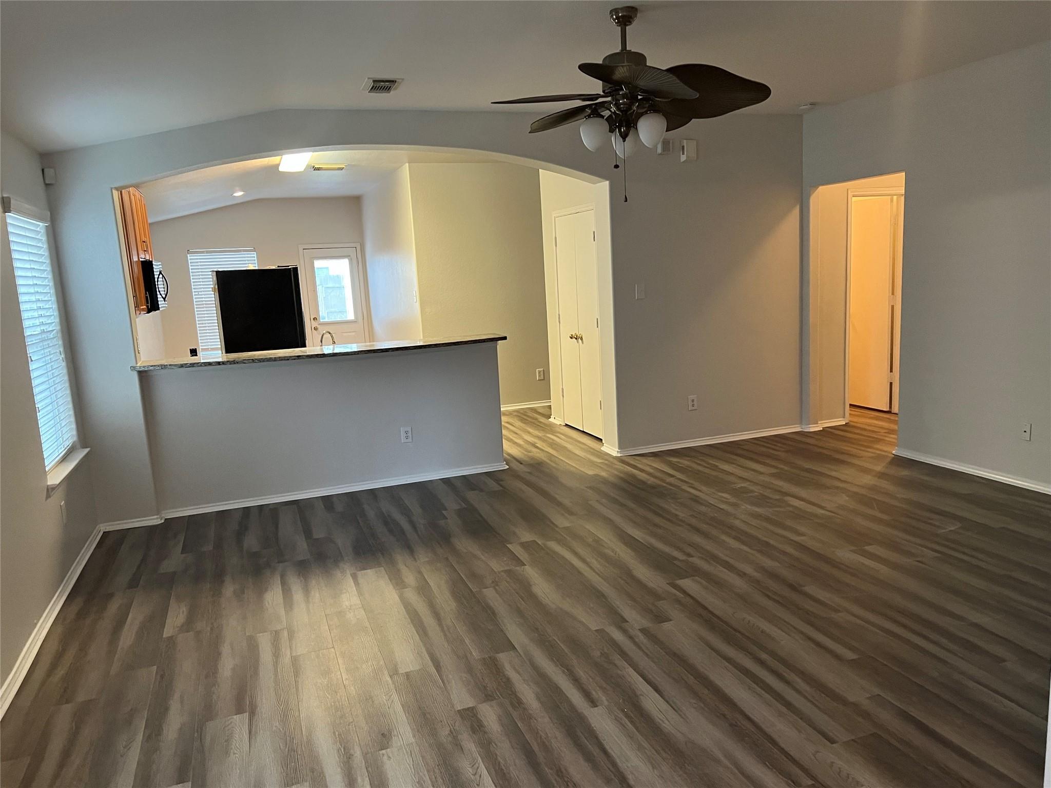 1907 Cold River Drive
