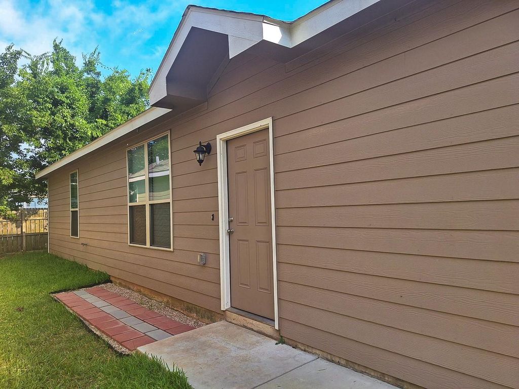 Photo of 11781 White Cedar Street, Willis, TX 77318 (MLS # 13403058)