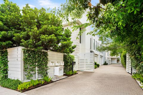 Photo of 2114 Potomac Drive #A, Houston, TX 77057 (MLS # 72376473)