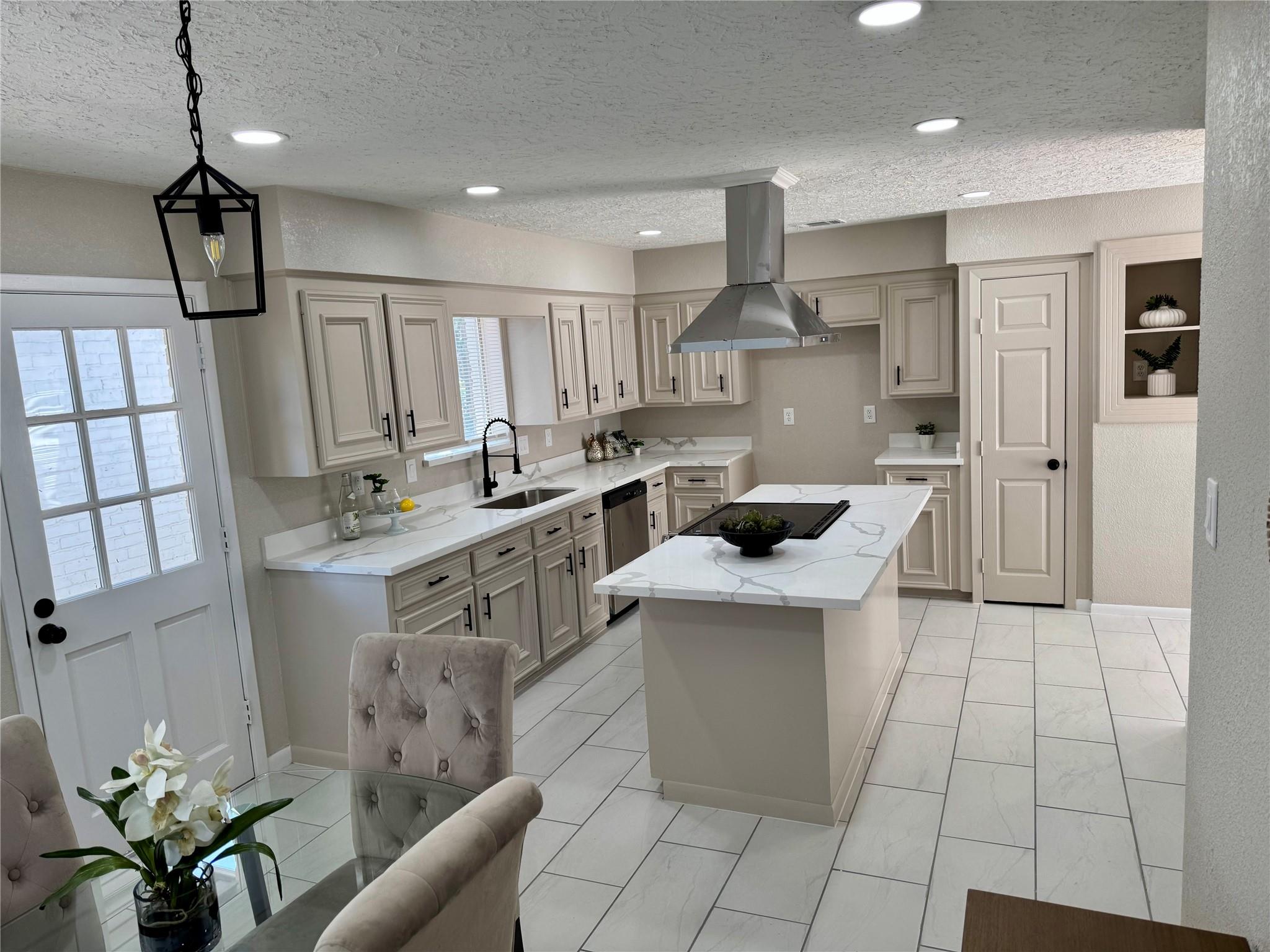 4231 Meadowbank Drive