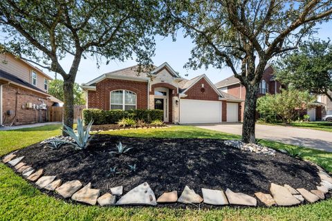 Photo of 17311 Elverson Oaks Drive, Tomball, TX 77377 (MLS # 34260954)