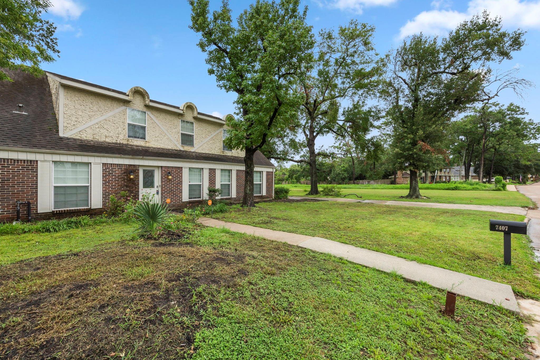 7407 Theisswood Road