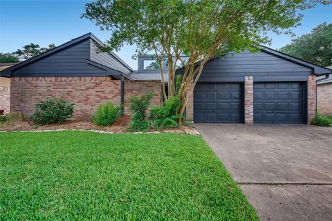 Photo of 946 Mesa Terrace Drive, Katy, TX 77450 (MLS # 19803767)