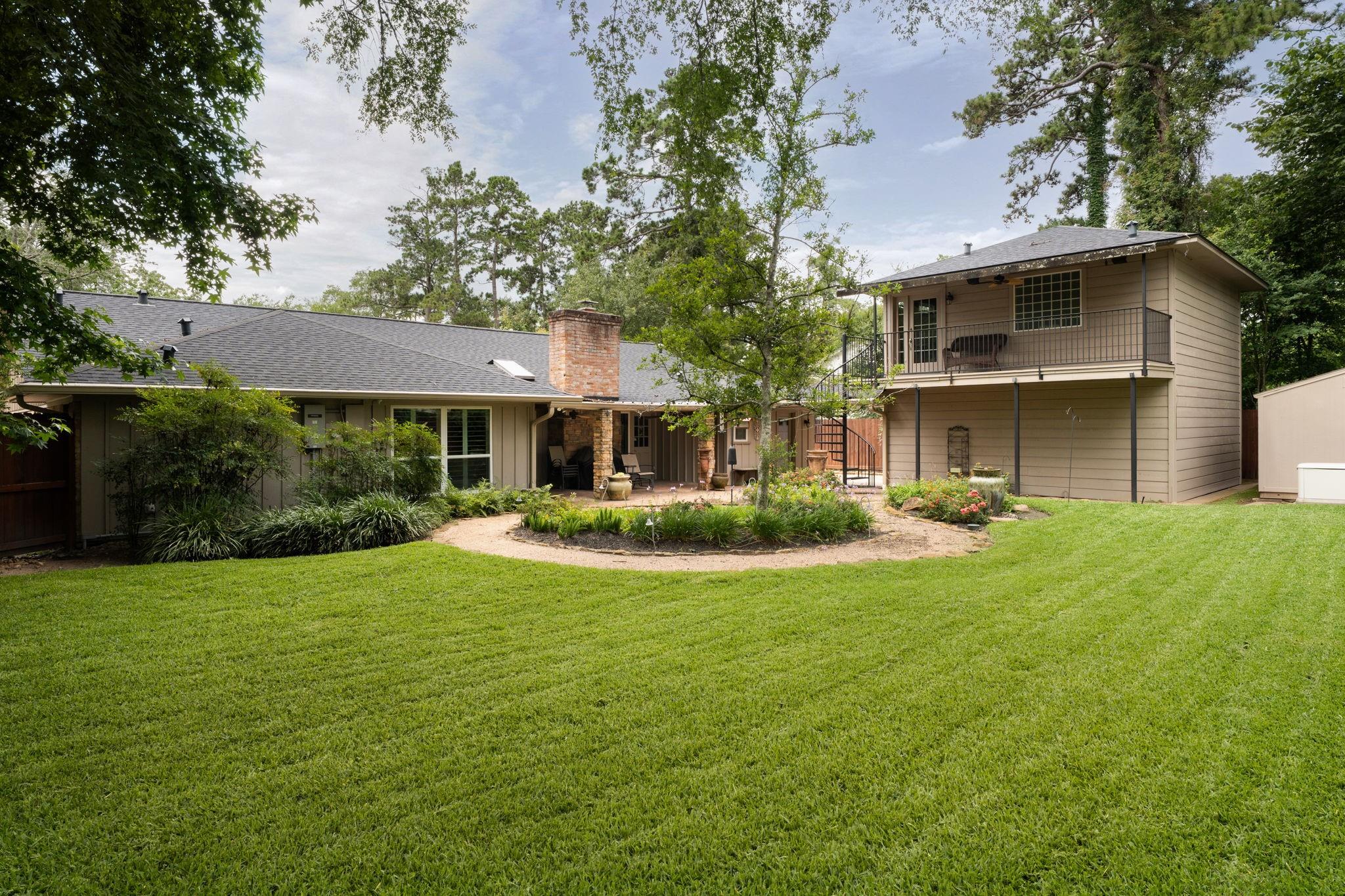 27269 Paula Lane