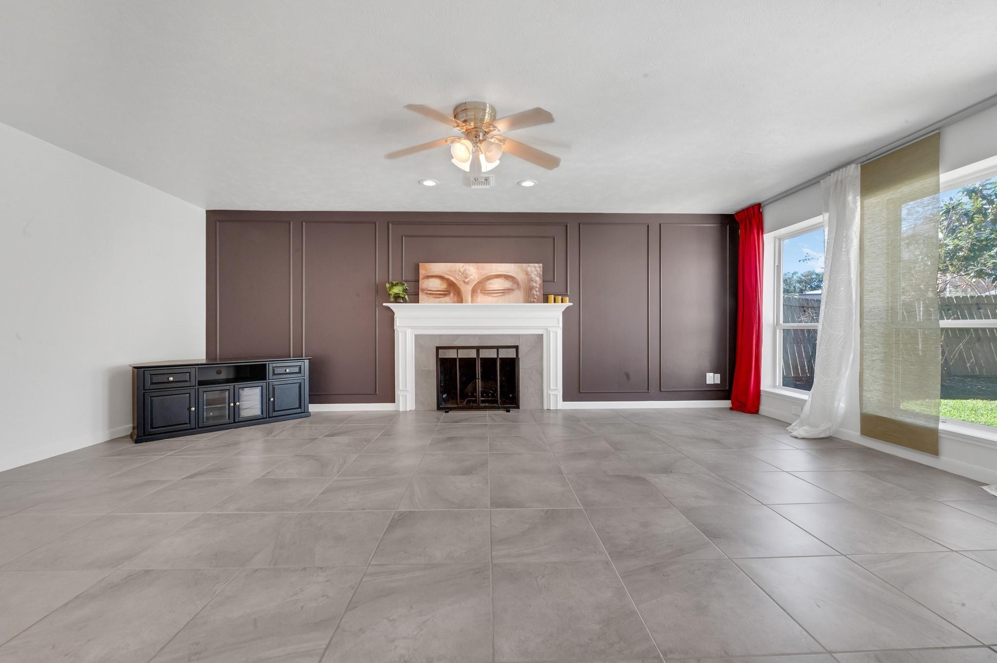 4422 Warwick Drive