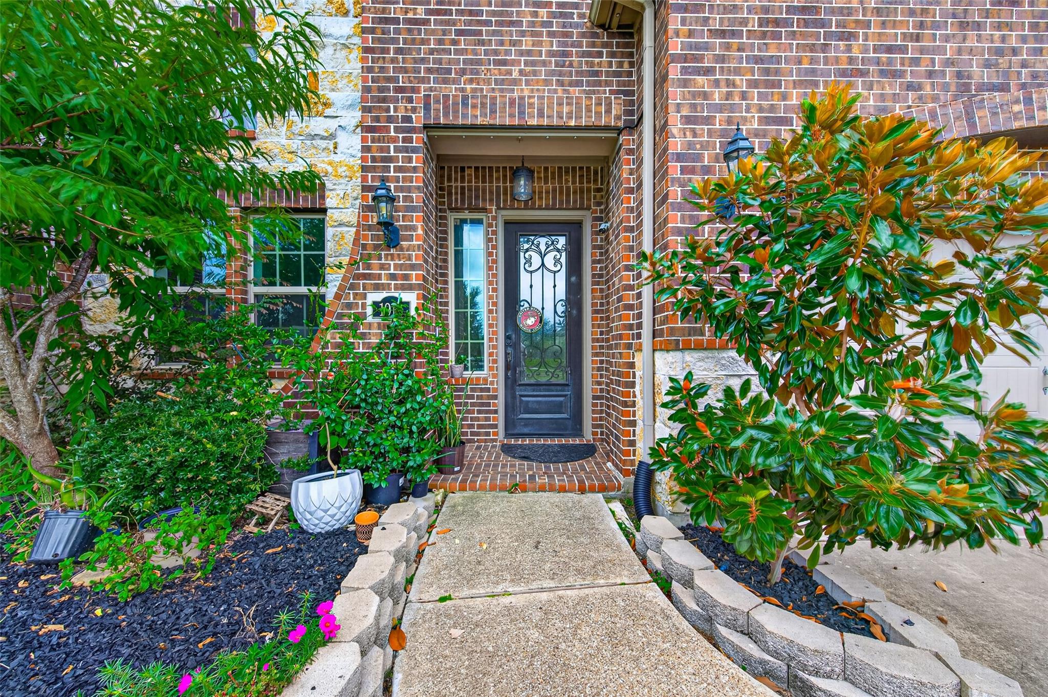 1918 Donna Temple Court