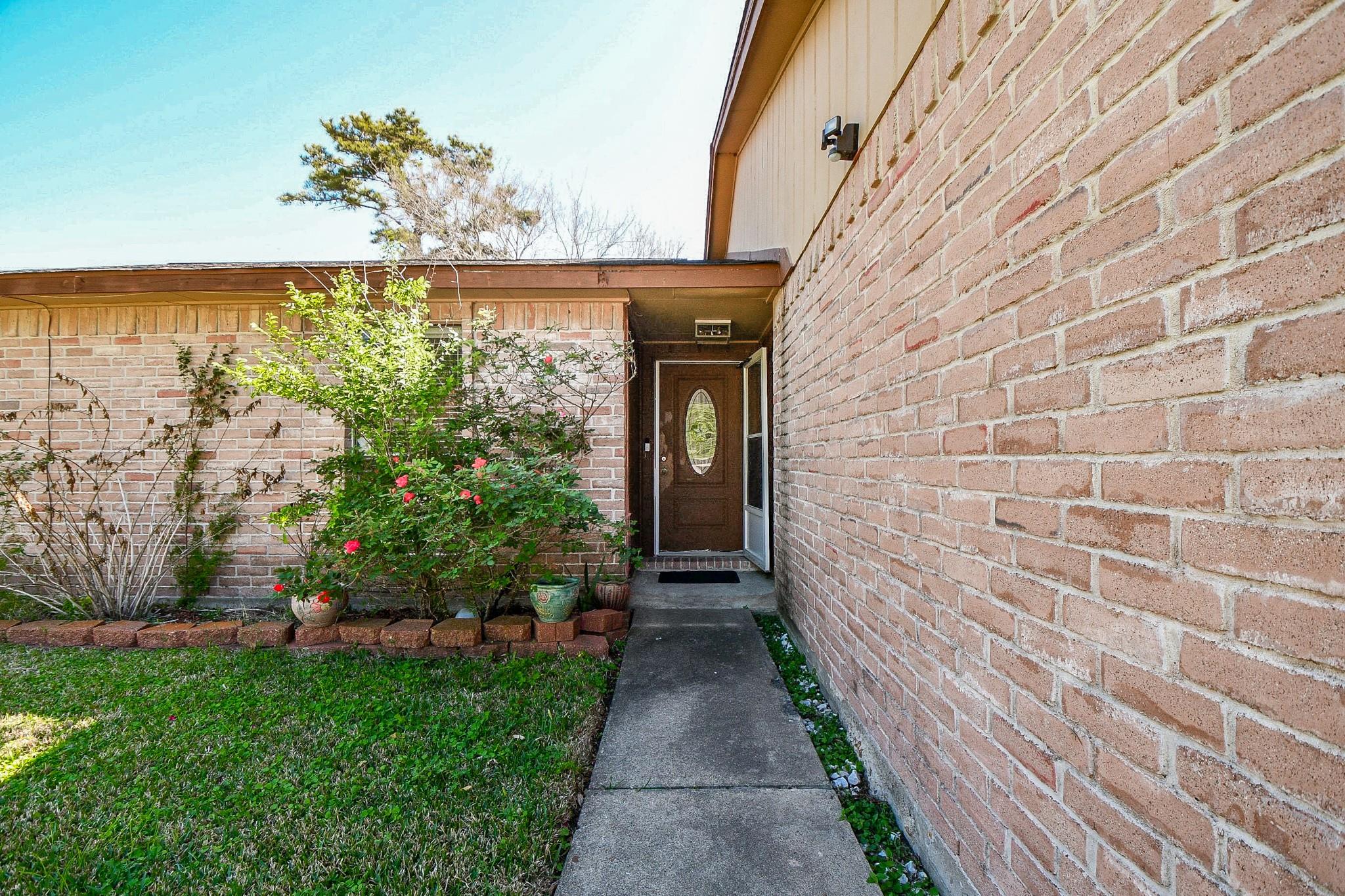16711 Ribbonridge Drive