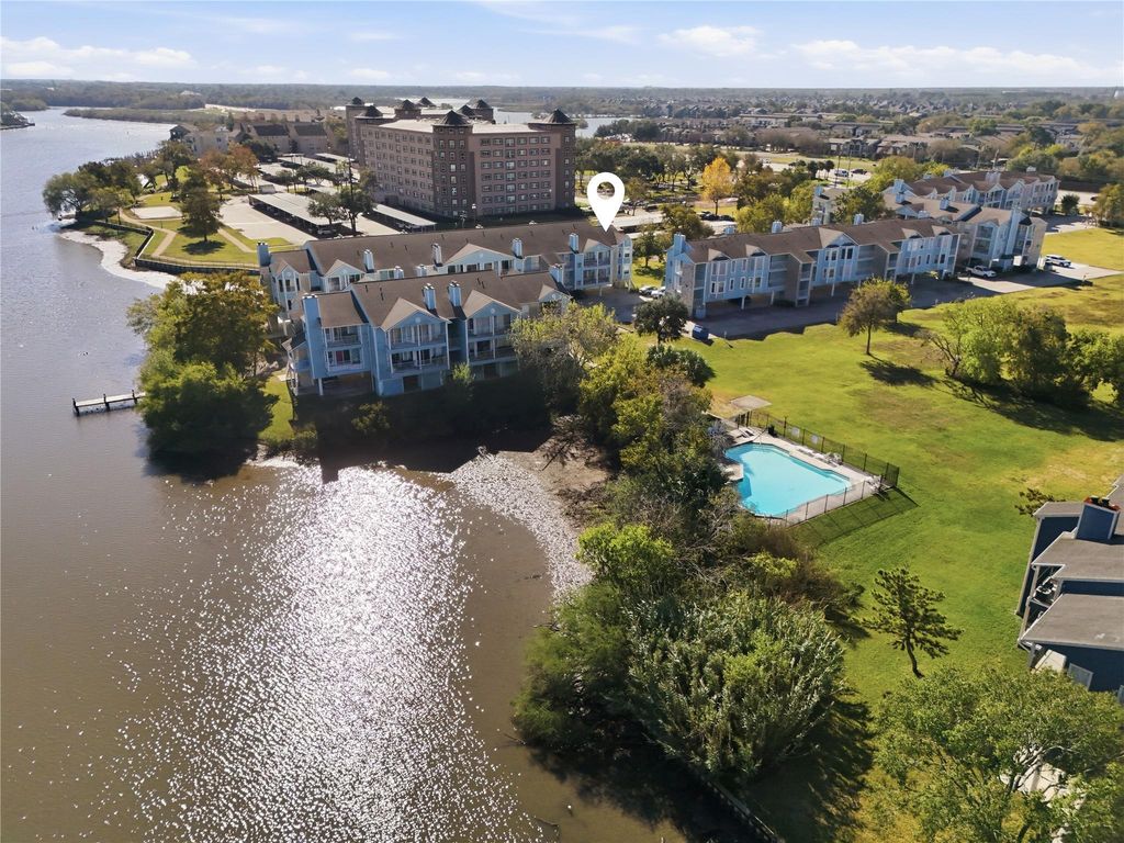 Photo of 18617 Egret Bay Boulevard #1101, Houston, TX 77058 (MLS # 16885555)