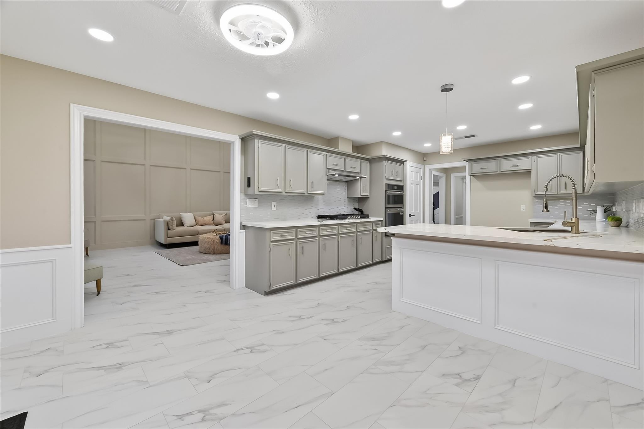 18307 Running Vine Lane