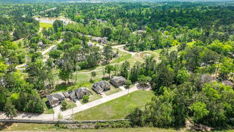 3 Stone Creek Ln Conroe TX 77304