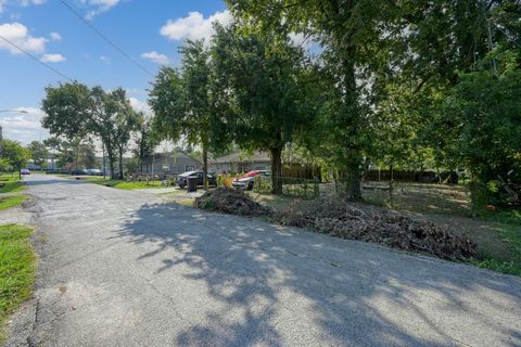 Photo of 7216 Tilgham Street, Houston, TX 77020 (MLS # 43977148)