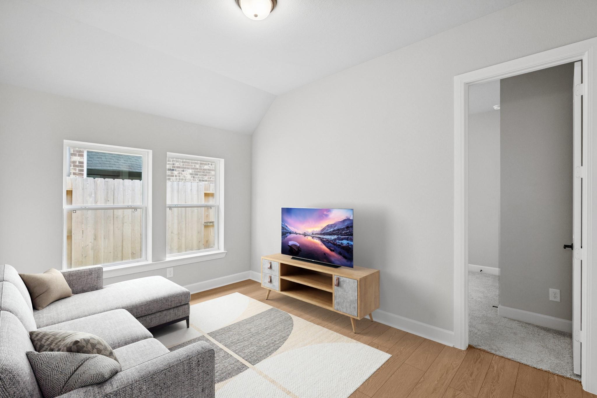 12323 Palmetto Drive