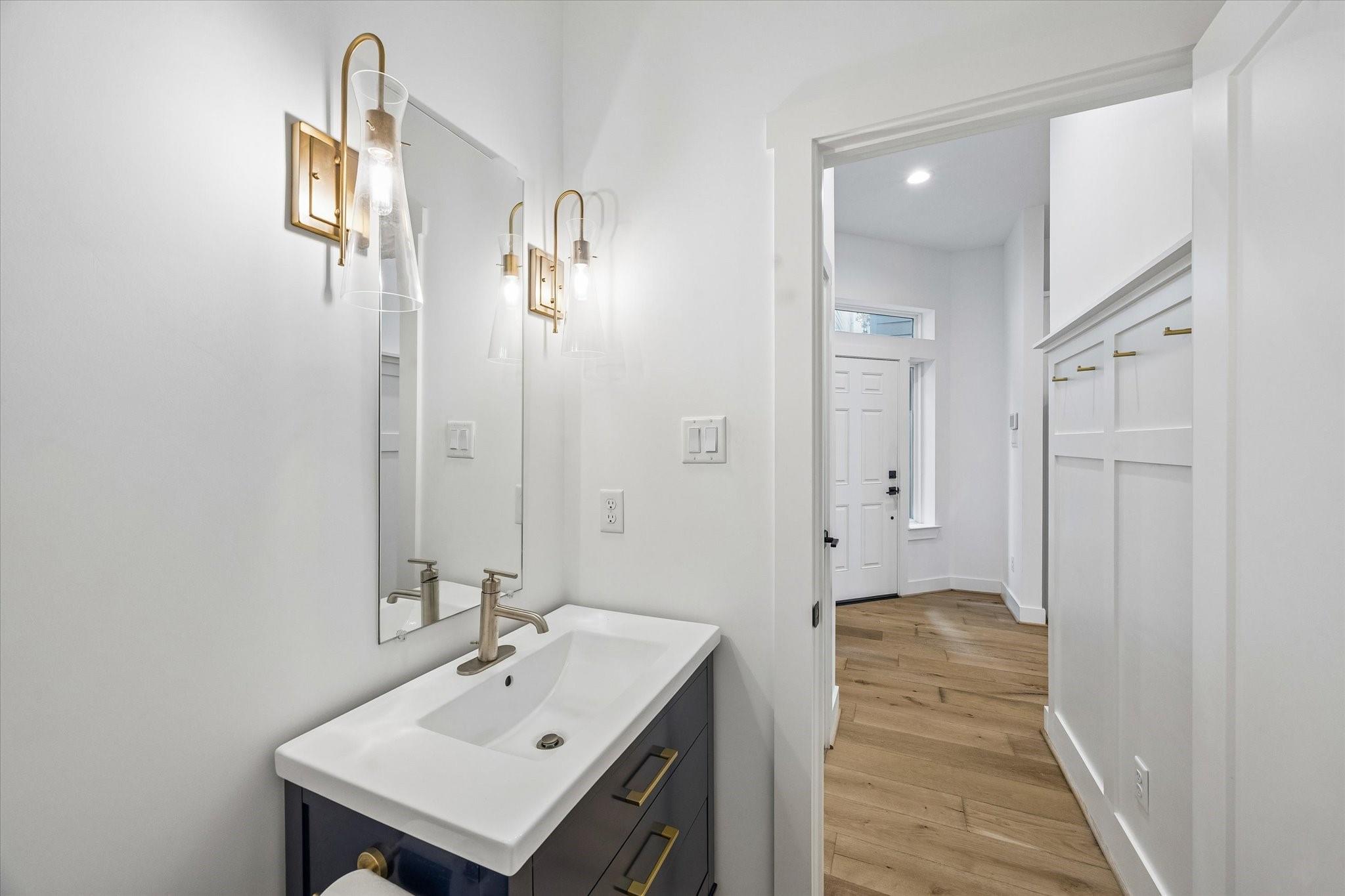 921 W 21st Street