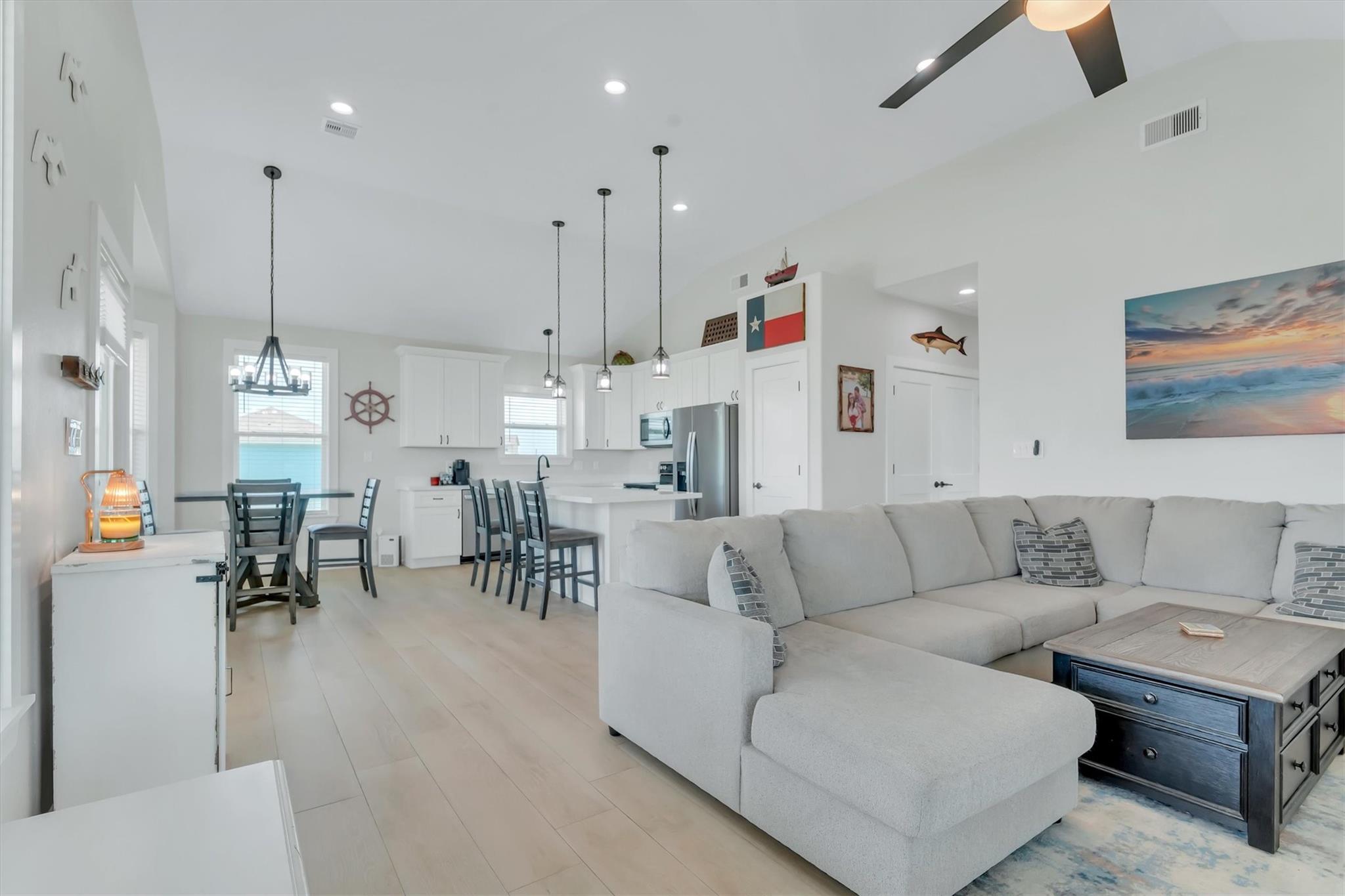 3815 Kiva Road