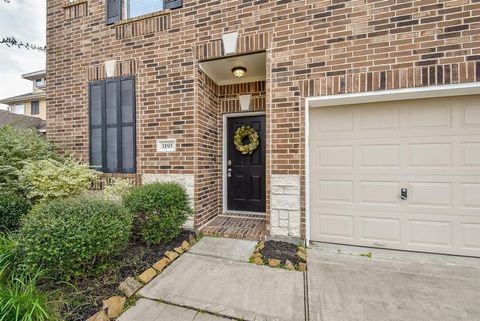 Photo of 1193 Stallion Ridge, Alvin, TX 77511 (MLS # 78430779)