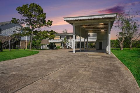 2208 Elton Street Baytown TX 77520