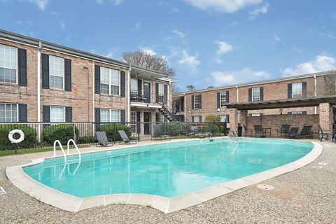 Photo of 6402 Del Monte Drive #30, Houston, TX 77057 (MLS # 45618205)