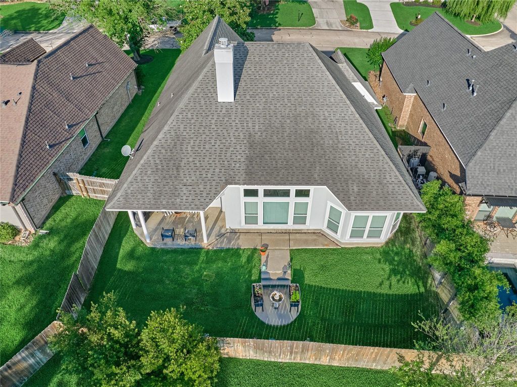 Photo of 15 Newberry Court, Montgomery, TX 77356 (MLS # 85579985)