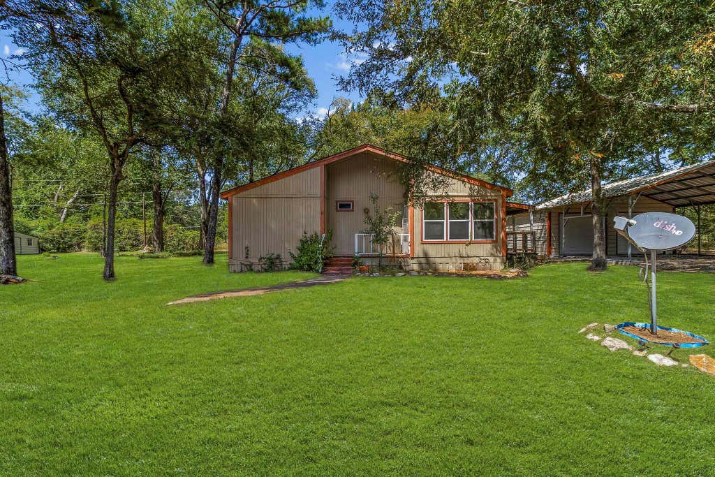 Photo of 81 Westlake Road, Trinity, TX 75862 (MLS # 34974692)