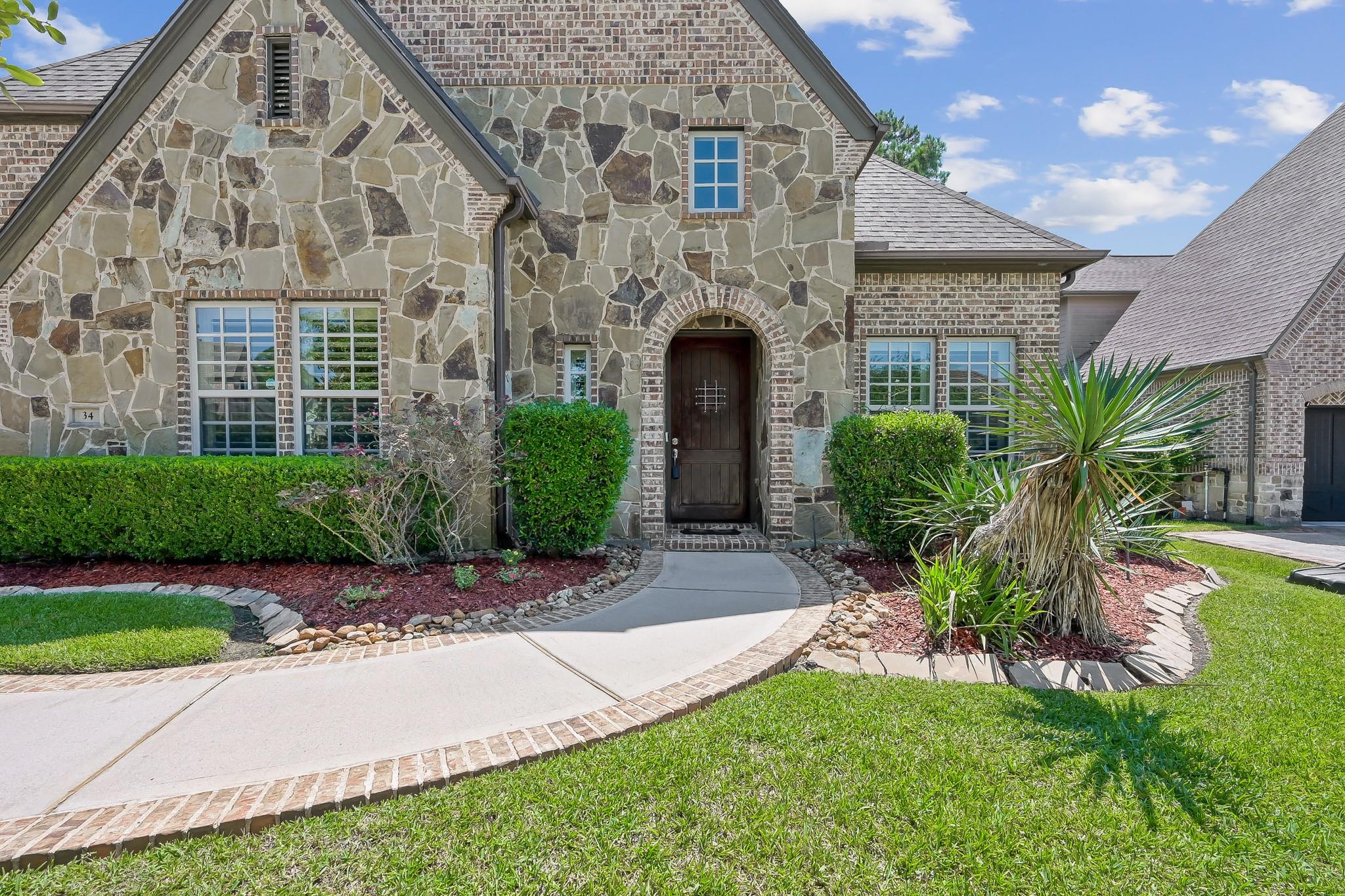 34 N Shimmering Aspen Circle