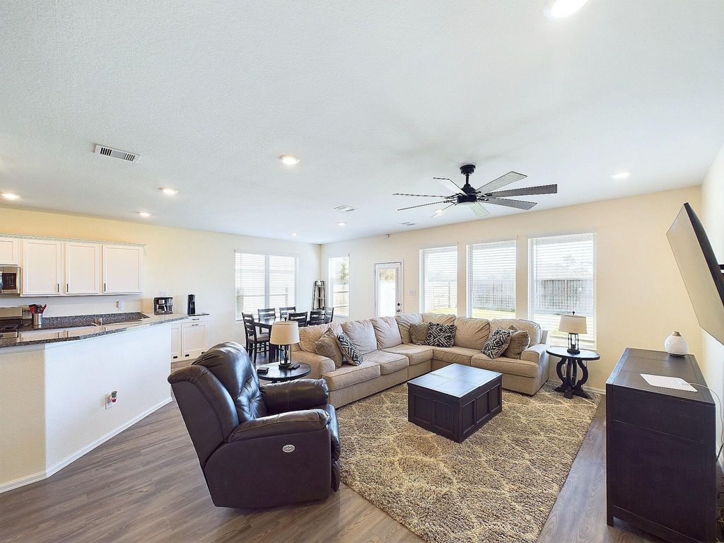 Photo of 19191 Pinewood Grove Trail, New Caney, TX 77357 (MLS # 79643535)