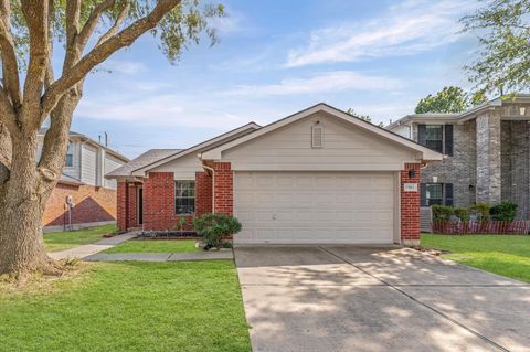 Photo of 17011 Edgware Drive, Houston, TX 77084 (MLS # 73279539)