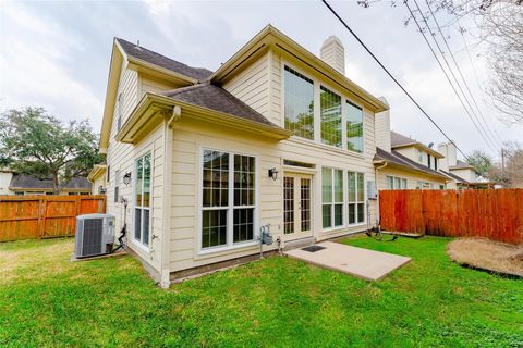 Townhouse For Sale - 12522 Millridge Pines Court<br/> Houston, TX 77070
