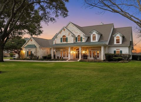 Photo of 32134 Fulbrook Commons, Fulshear, TX 77441 (MLS # 92138744)