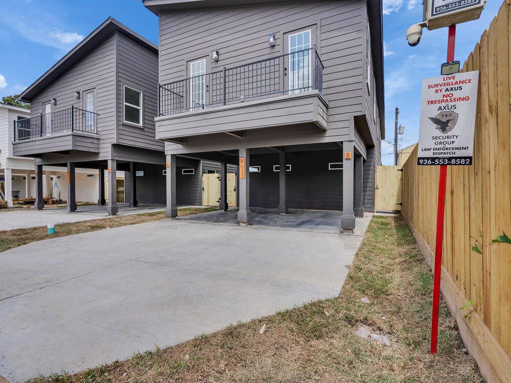 Photo of 4824 Baton Rouge Street, Houston, TX 77028 (MLS # 24132654)