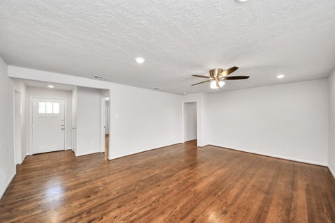 Homes For Rent - 5803 Darnell Street<br/> Harris County, Houston, TX 77074