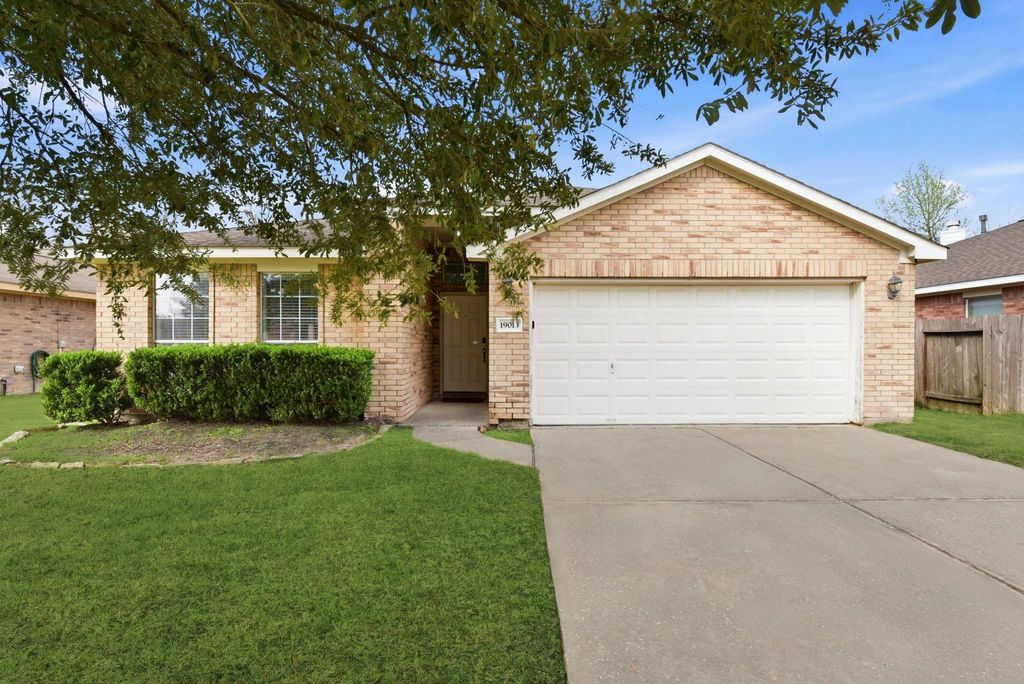 Photo of 19013 Hammer Lane, Porter, TX 77365 (MLS # 28443024)