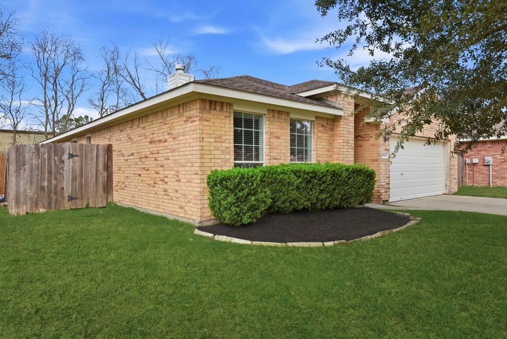 Photo of 19013 Hammer Lane, Porter, TX 77365 (MLS # 28443024)