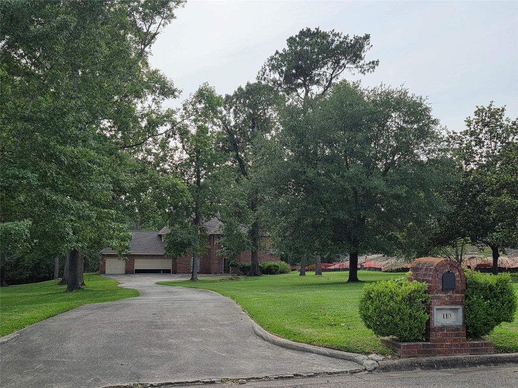 Photo of 110 Commons Lake Drive, Huffman, TX 77336 (MLS # 27318196)