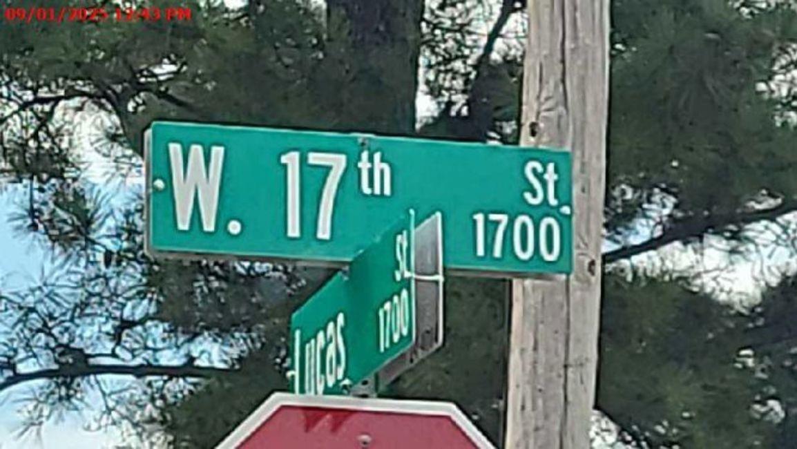 1624 W 17th Street