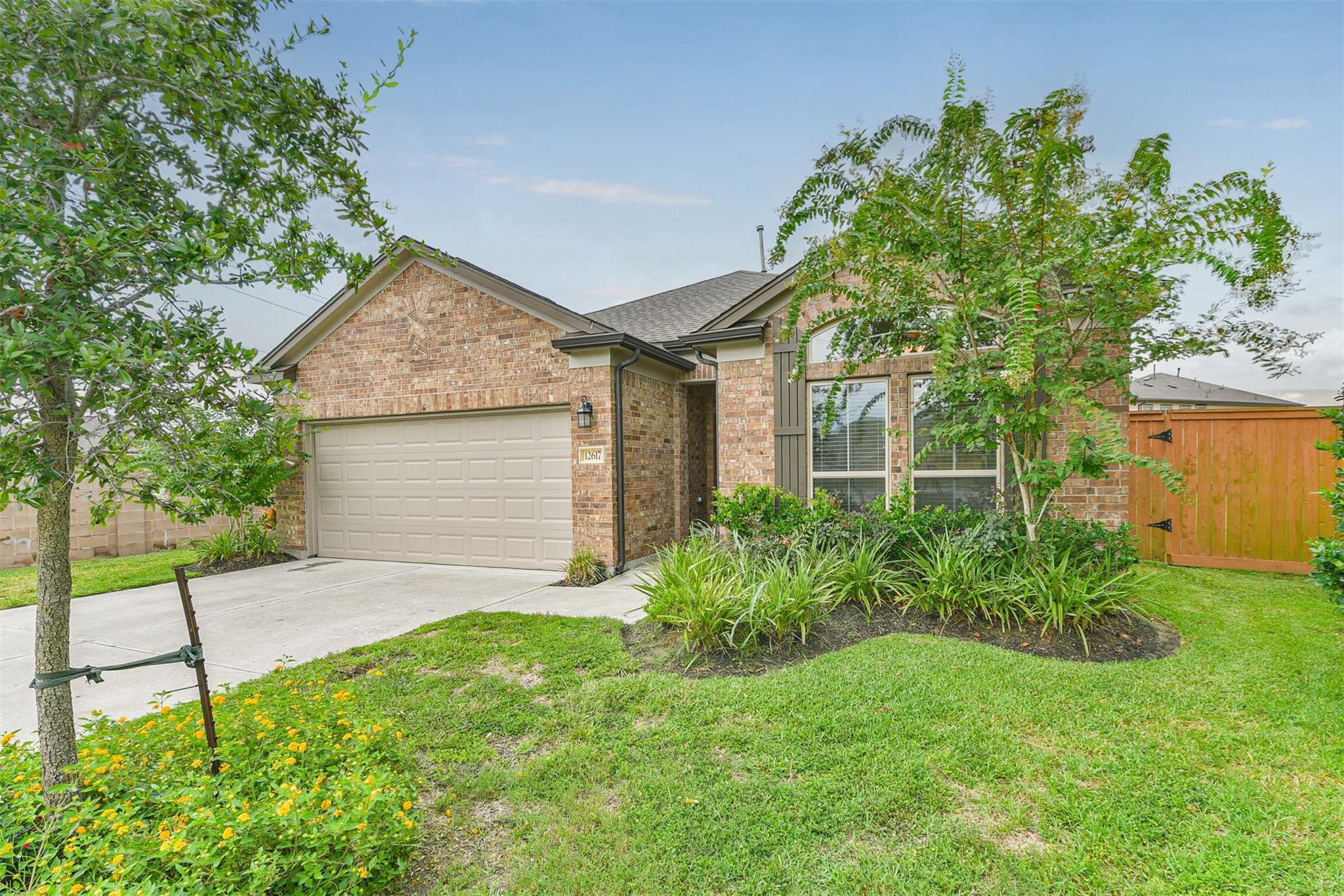 12617 White Cove Drive